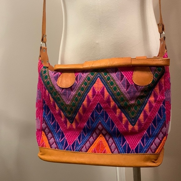 BOHO Multicolor Slingbag Leather Handmade - Picture 4 of 16